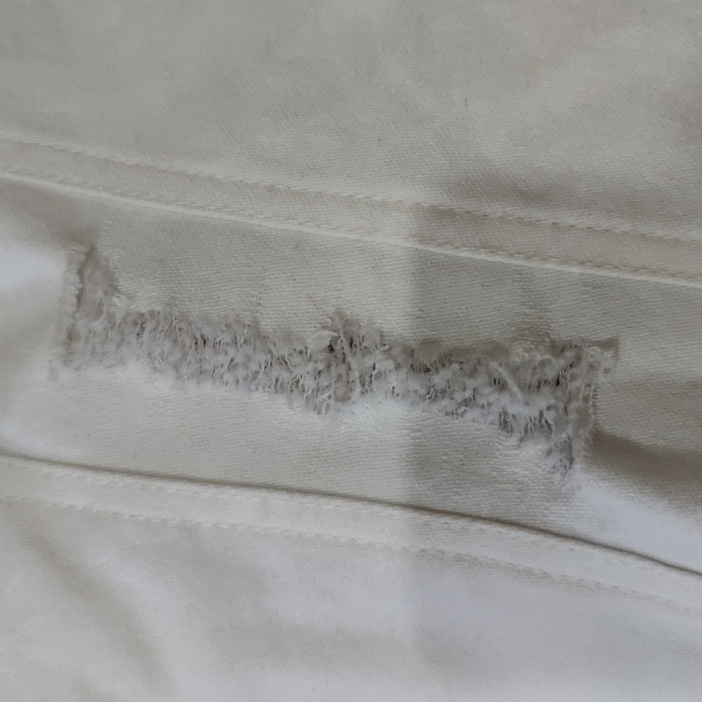 White denim jacket - Picture 6 of 8